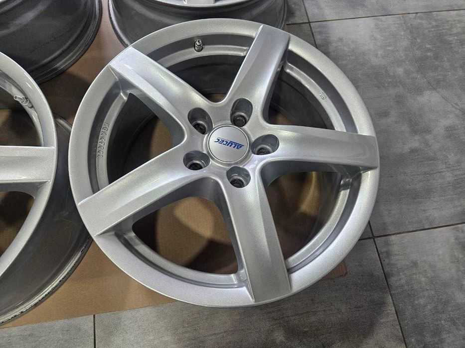 Диски Alutec 5/130 R18 8J ET52 dia71.6mm