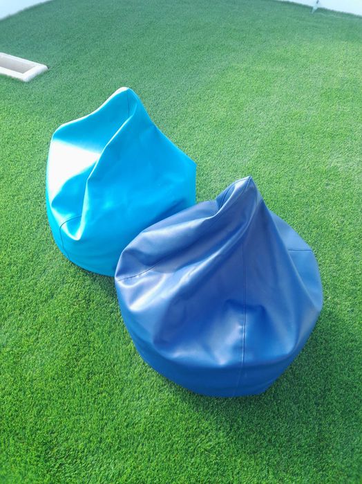 Puff`s azuis decorativos