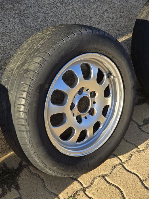 Jantes BMW 15” + Pneus Pirelli P7