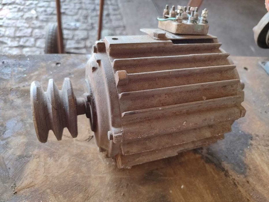 Motor trifásico EFACEC - 0,75CV