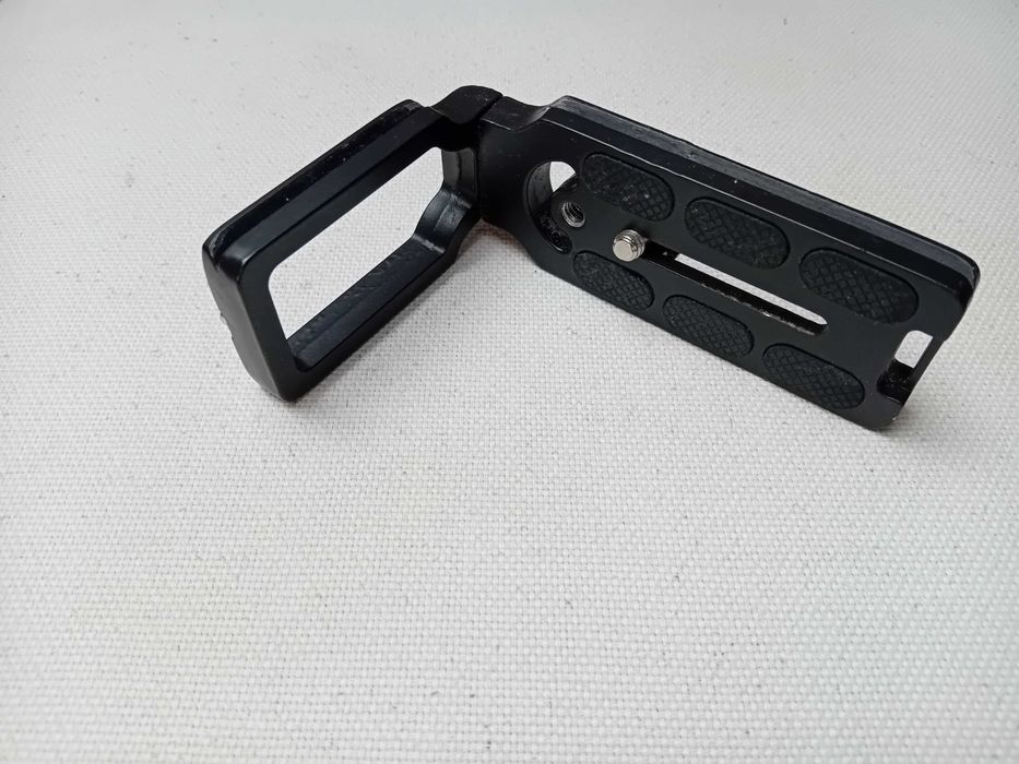 Suporte para cameras em forma L