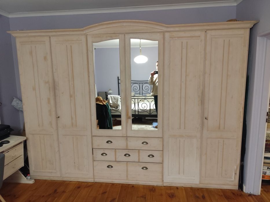 Szafa lite drewno sosna bielona dwa lustra 3m x 2.17