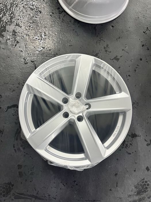 Felgi aluminiowe Dezent Nowe