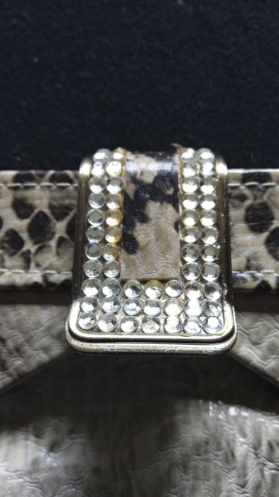 Elegancka kopertówka wezowa