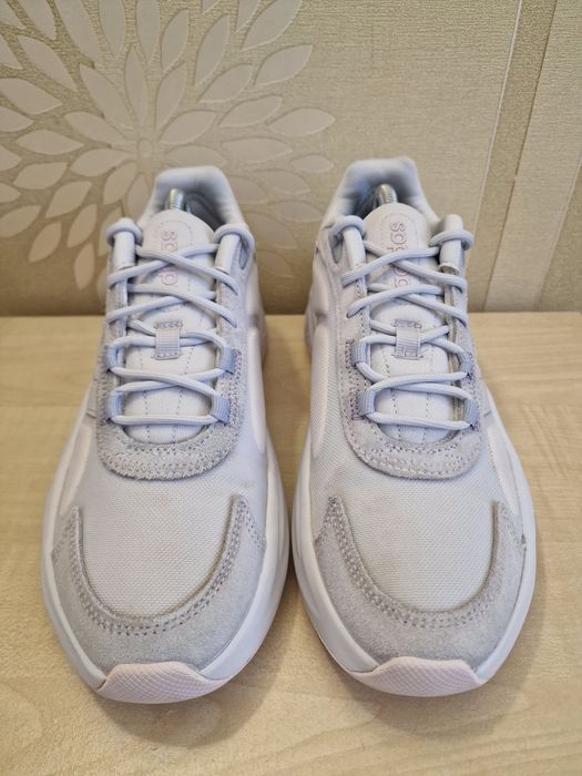 Кросівки Adidas Ozelle оригінал розмір 40.5