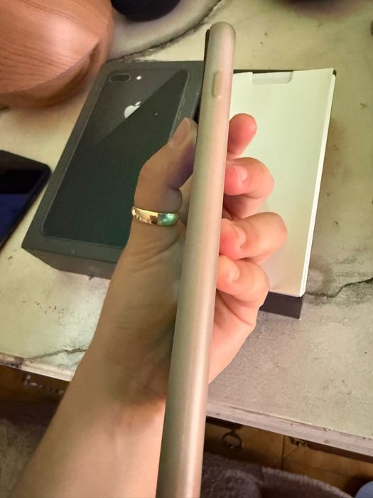 iPhone 8 Plus 64 GB Preto + Caixa Original – Leia a descrição