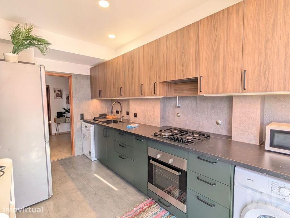 Apartamento T3 em Almada, Cova da Piedade, Pragal e Cacilhas de 118,00