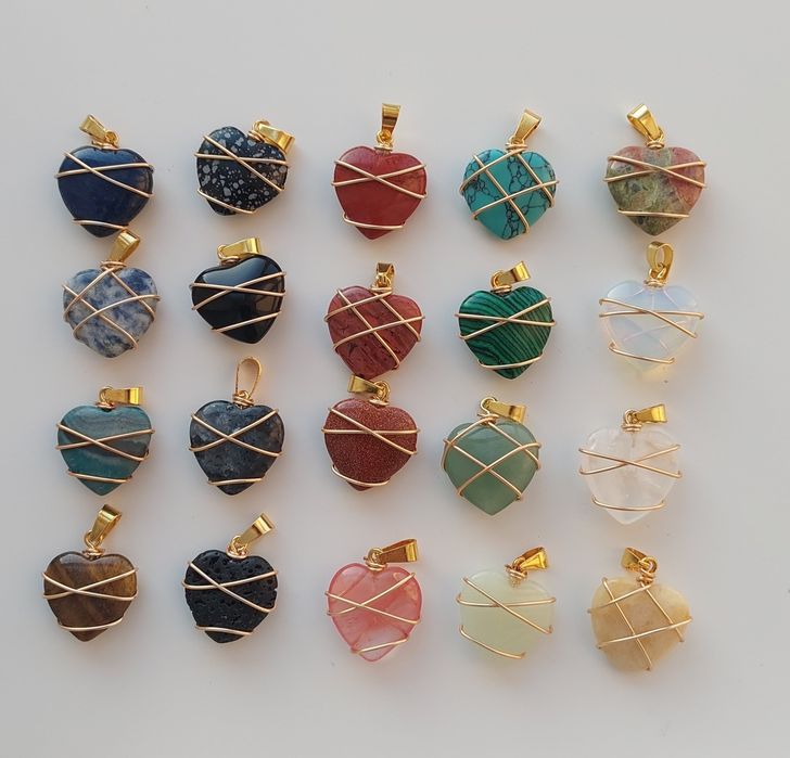 Прикраси з натурального каменю. Кулони