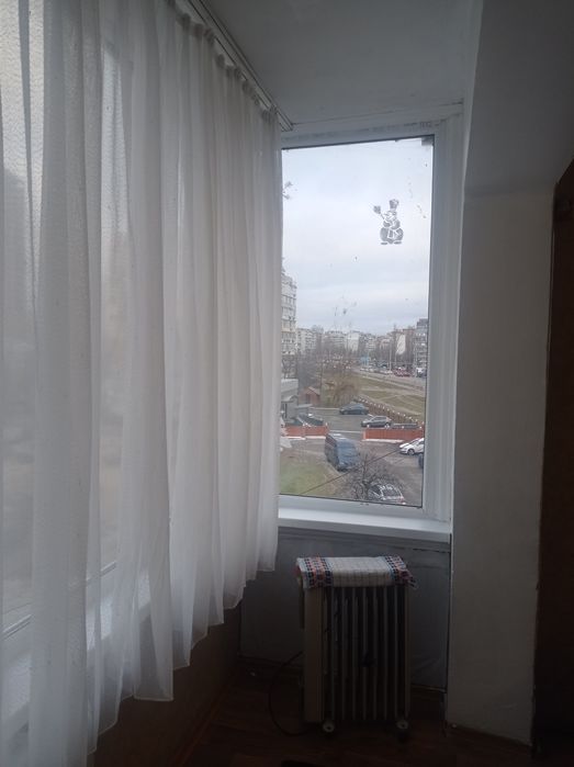 Кімната 18 м2, в комунальній квартирі. Без прож. вл-ків,  м. Оболонь