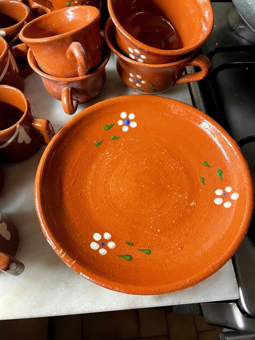 Conjunto de loiça de café e shots em barro