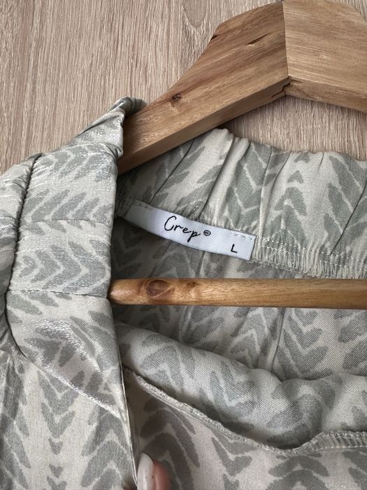 Продам міді спідницю розмір Л