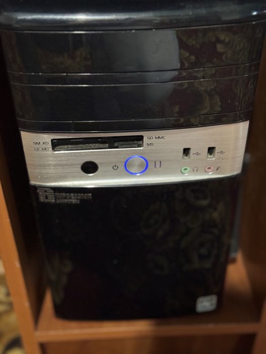 Продам помпʼютер