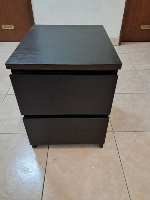 Mesa de cabeceira Ikea Malm preta