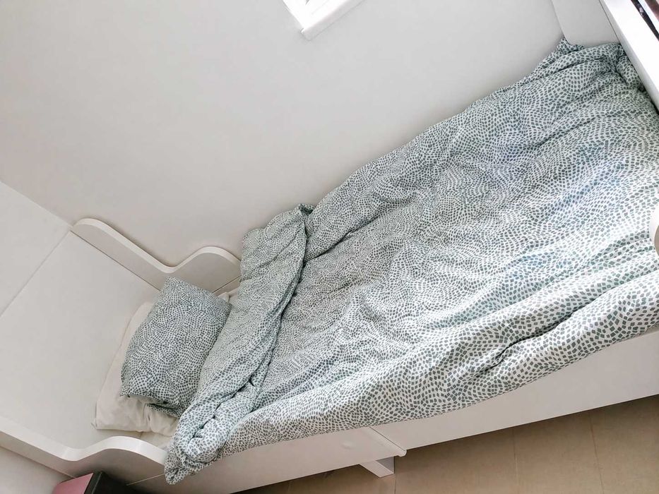 Cama extensível IKEA branca + colchão extensível