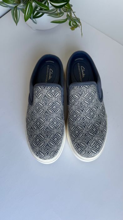 Жіночі сліпони Clarks