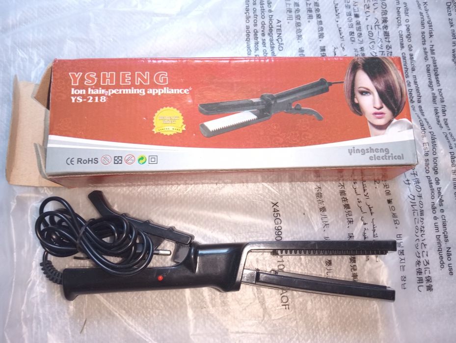 Vários artigos para cabelo