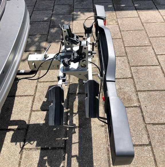 Bagaznik rowerowy na hak,stojak na 2-rowery uchylny Twinny Load Swing