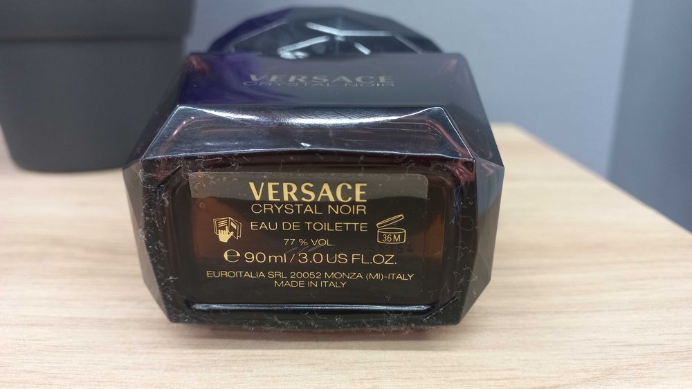 Туалетна вода crystal noir еdt від versace