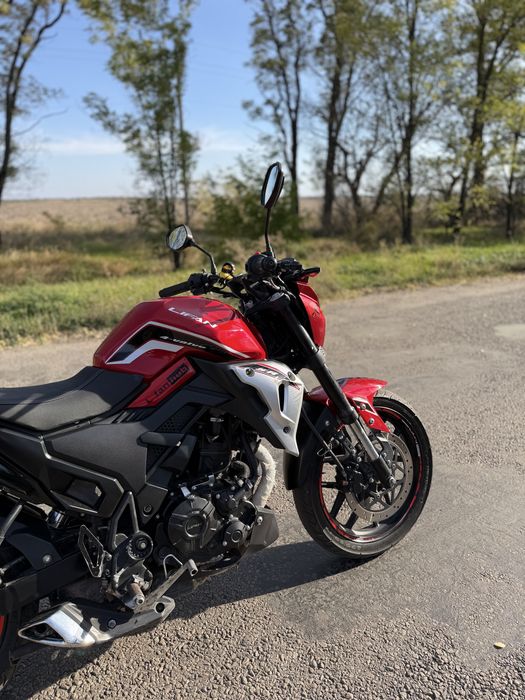 Мотоцикл Lifan sr220