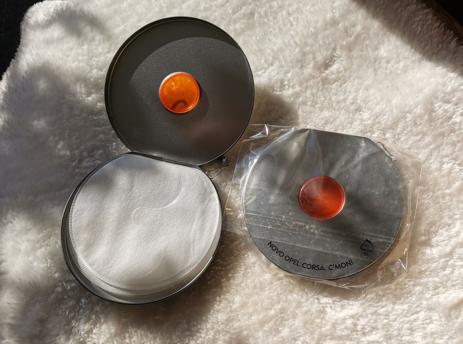 CD storage boxes for car use