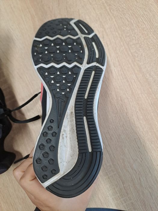 Nike damskie do fitnessu, rozmiar 37,5