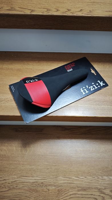 Siodełko Fizik Alicante R5 Kium
