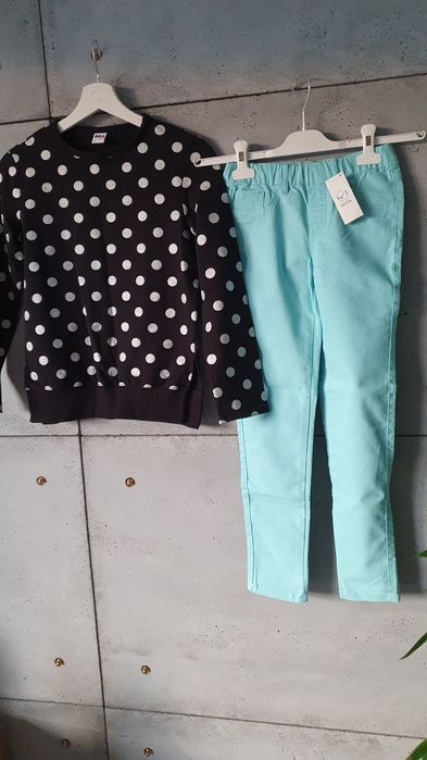 Spodnie +bluza r.140-146