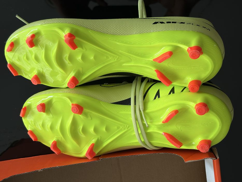 Chuteiras Nike_novas