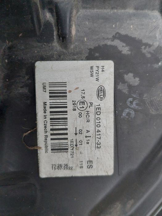 Lampa  lewa  przód skoda fabia 2