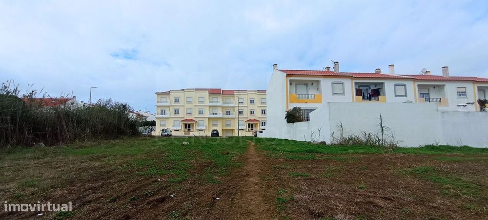 Terreno para Construção com Vista para a Barragem — Atouguia da Baleia, Leiria