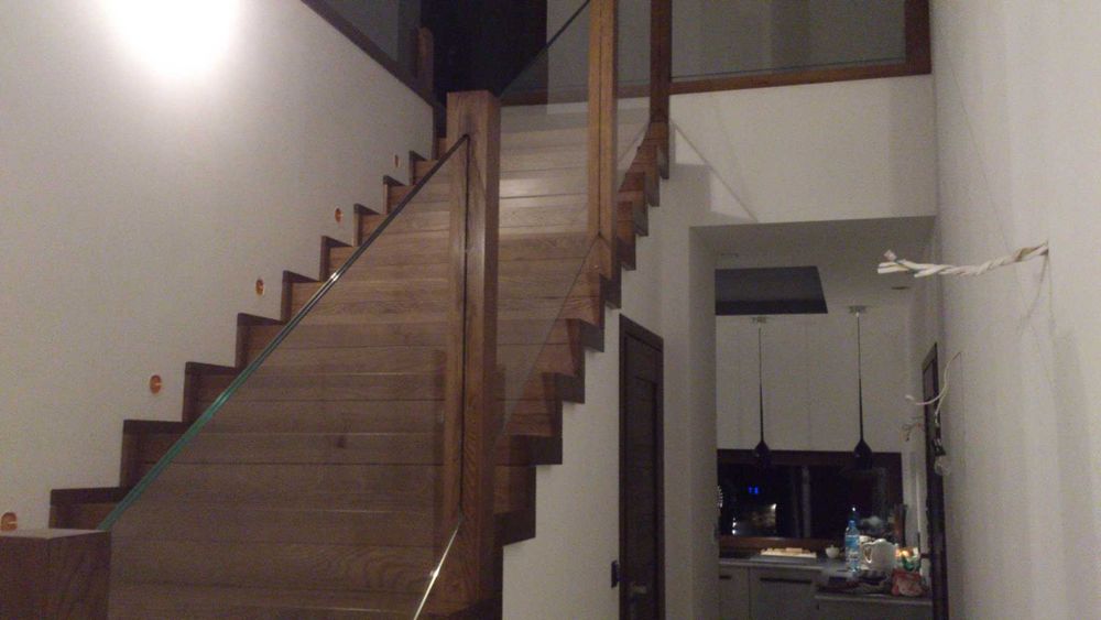 schody, stopnie, blaty, parapety drewniane, jesion, dąb