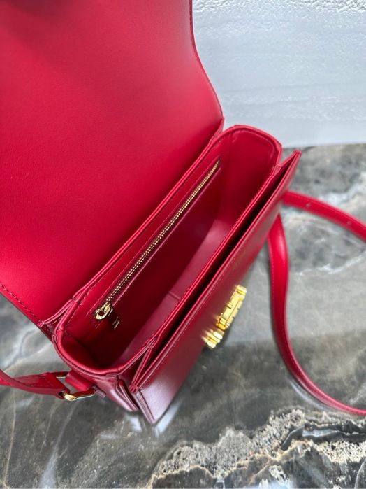 Неймлвірна сумка від Celine