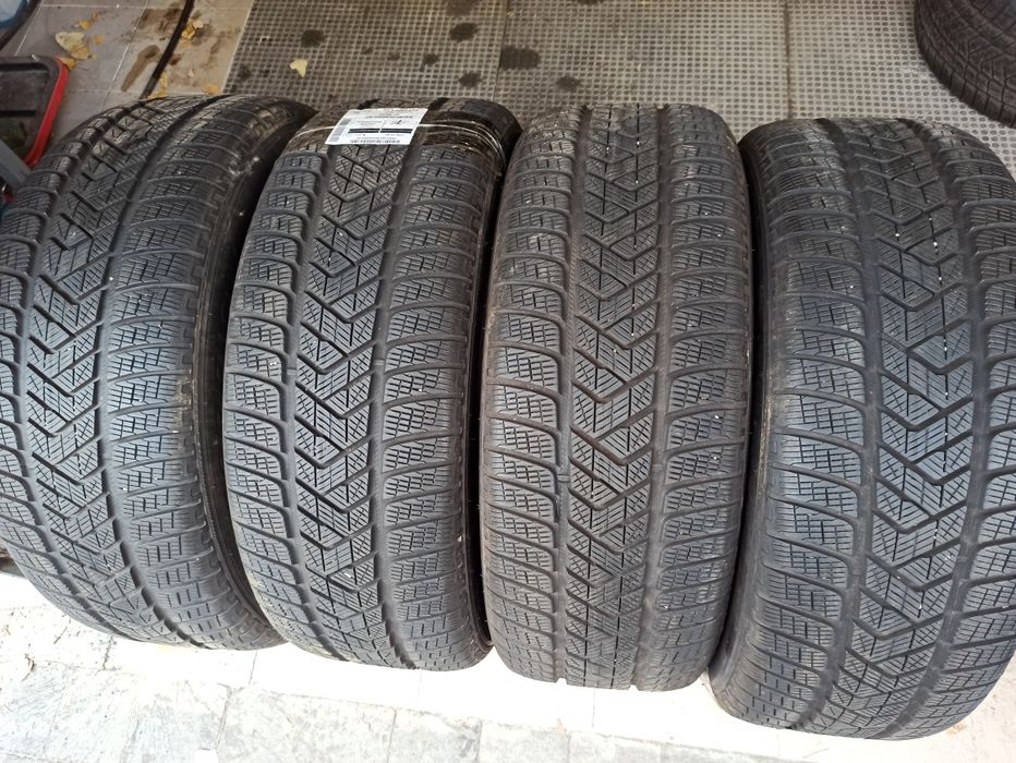 Зимняя резина 255/55 R20 Pirelli Scorpion Winter