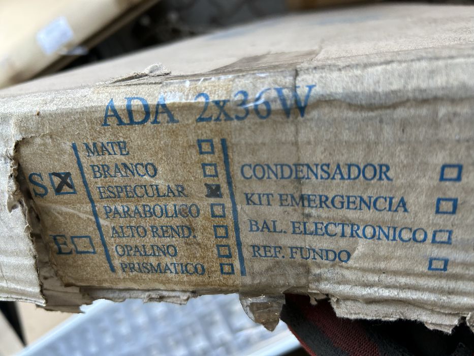 Caxehlaria com quadrdas e retangulares