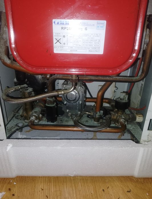 Продам газовий котел  Вестен пульсар Д