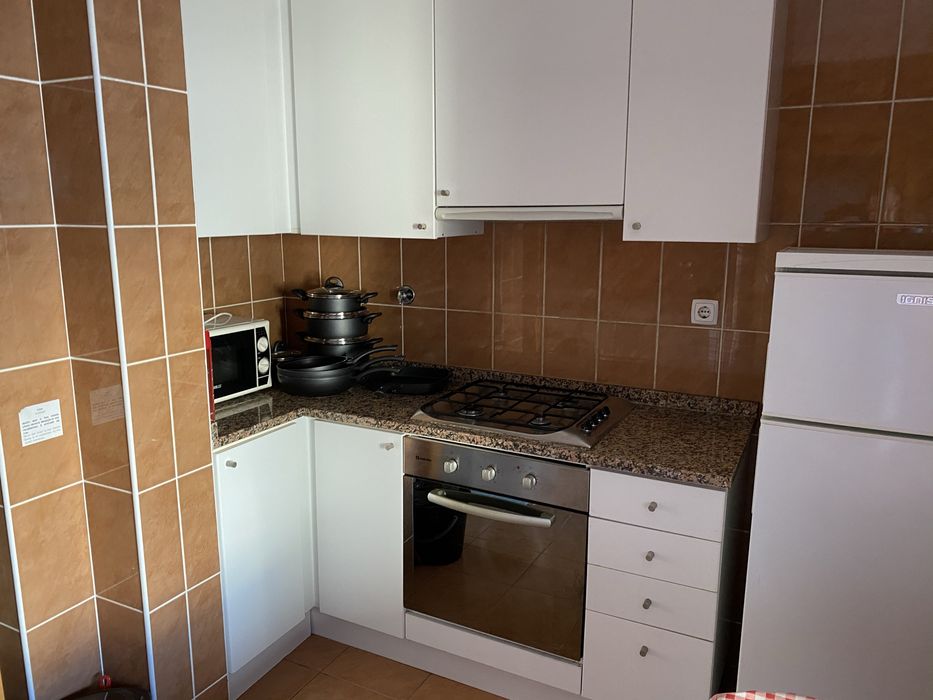 Quartos ao lado ISCAP, ocupação individual com contrato arrendamento