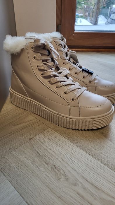 Skórzane buty zimowe damskie