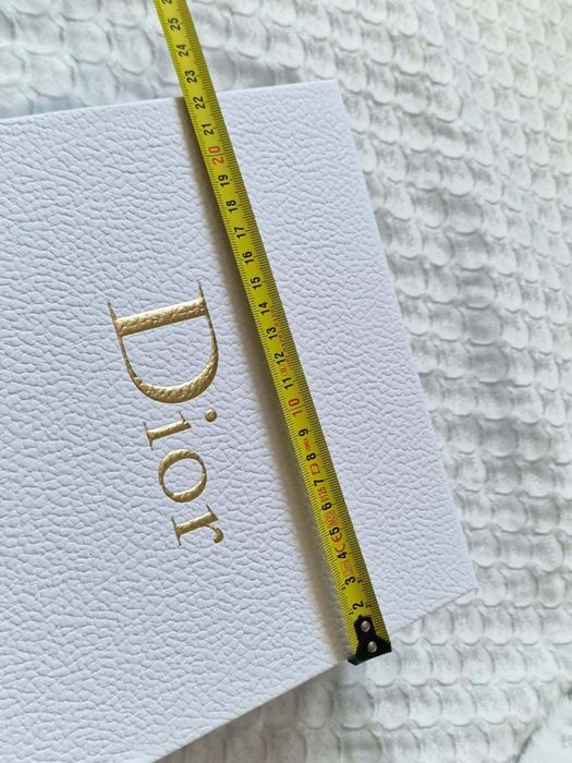 Piękny karton Dior nowy oryginalny