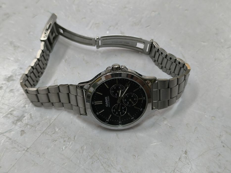 Casio MTP V300 zegarek