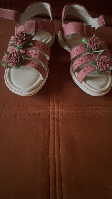 Босоніжки дитячі розмір 28