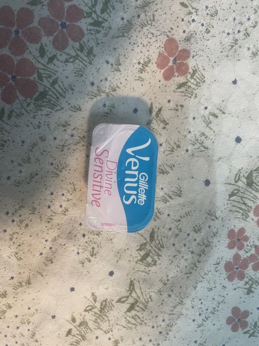 wkłady do maszynki gillette venus divine sensitive damskie