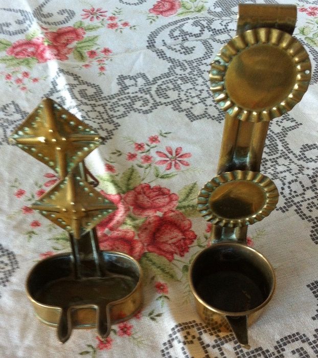 antigo conjunto de escorredores de latão
