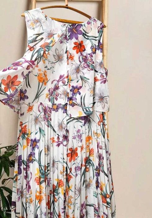 Шифоновое плиссированное летнее платье в цветы Bonmarche