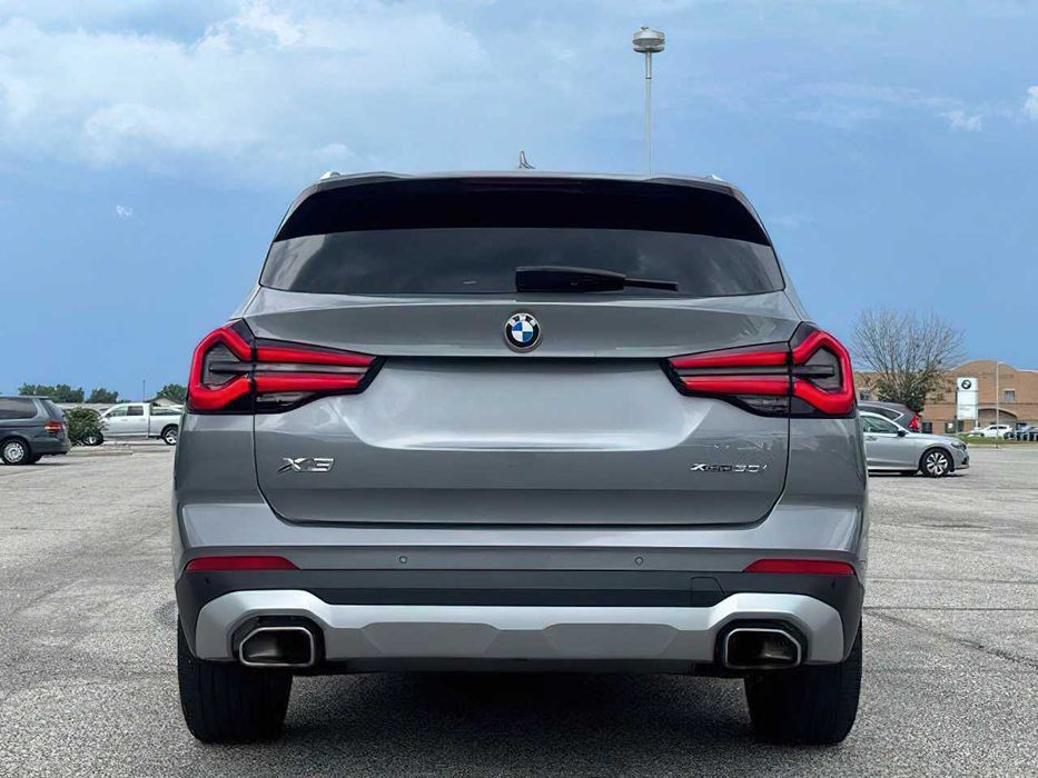 BMW X3      2023