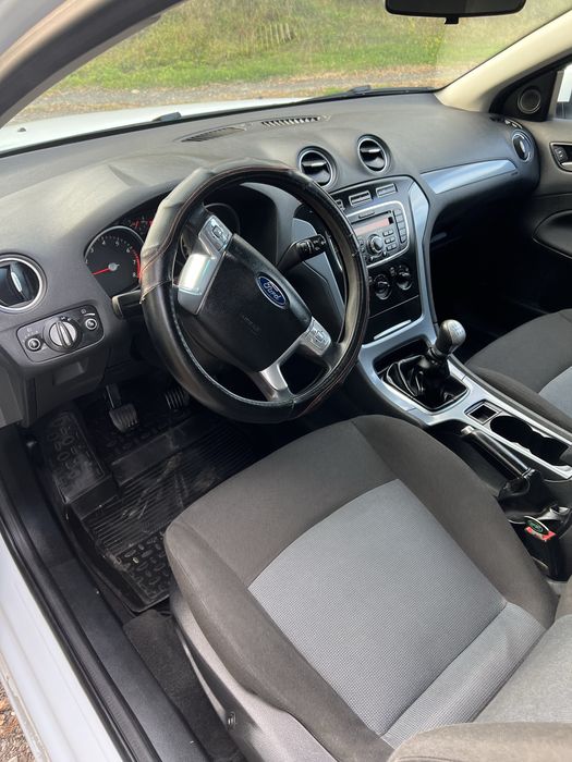 Ford Mondeo 2011рік