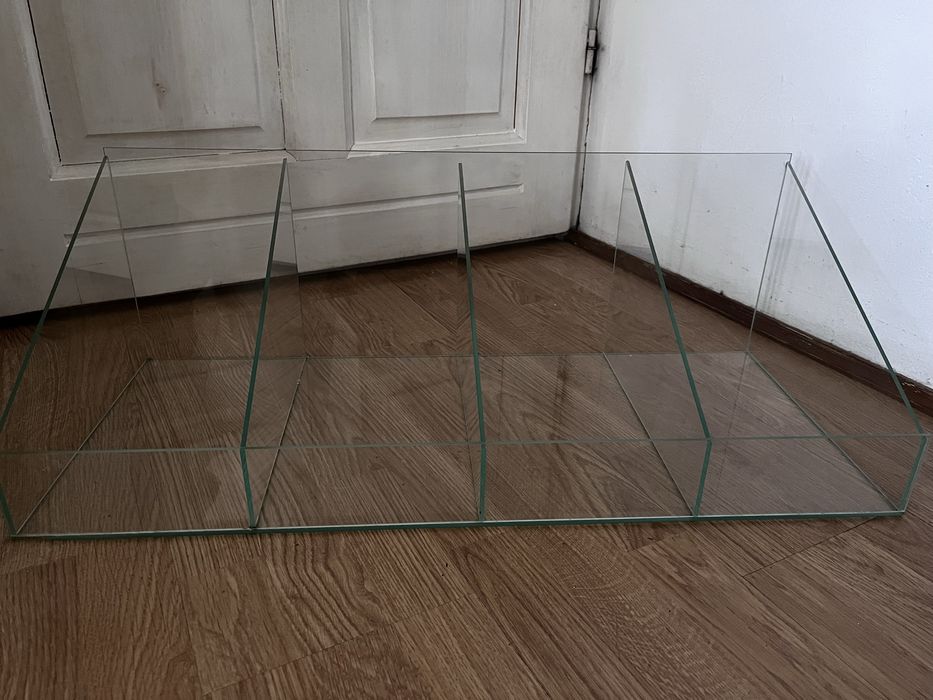 Komplet 3 szklanych gablot, witrynek na cukierki