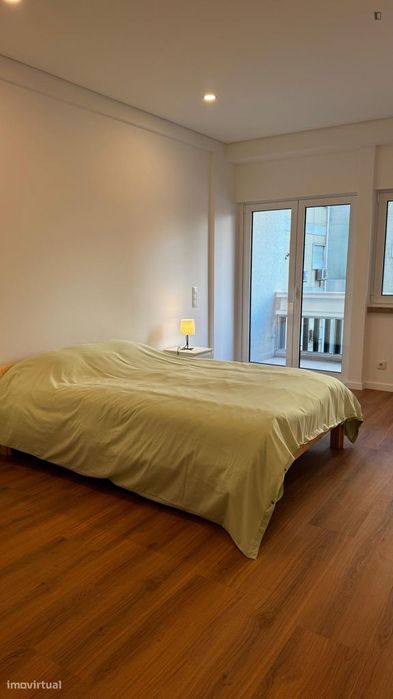 Quarto - localizado em Alvalade Lisbon