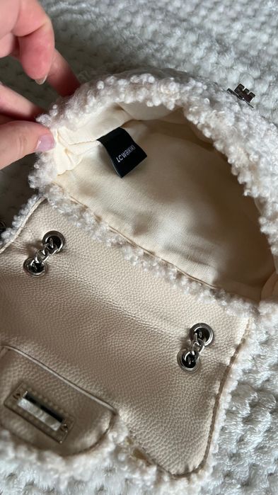 Сумка теді через плече