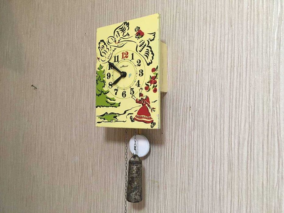 Годинник ходики настінний механічний Маяк "Гуси-Лебеді"