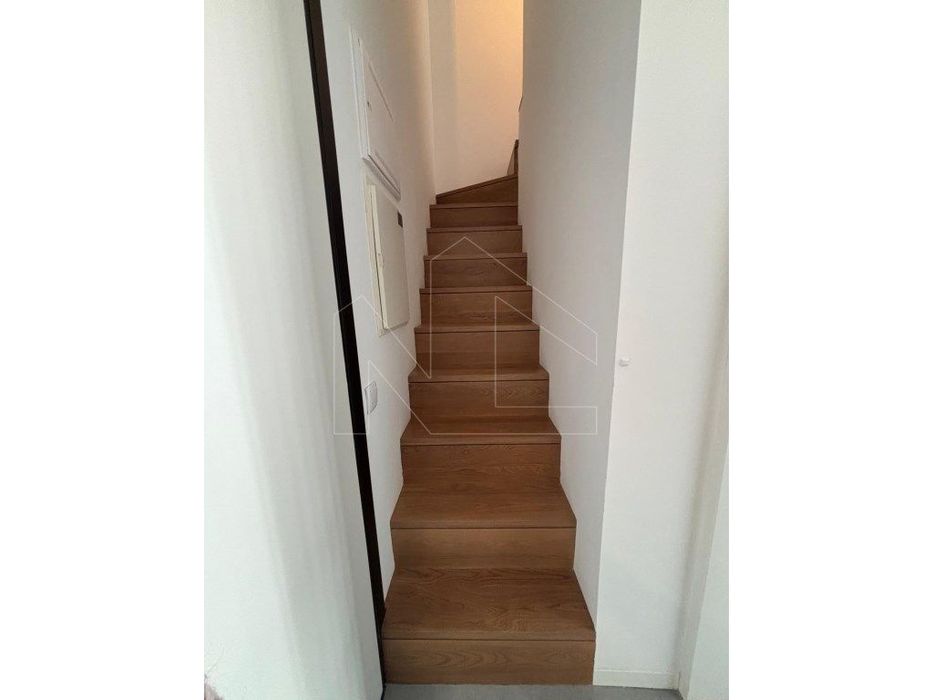 Apartamento com Mezanino NOVO | Av. Lourenço Peixinho | Centro de A...